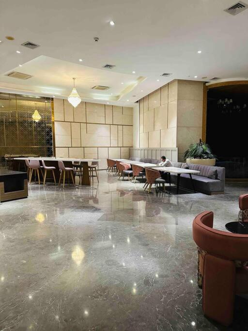 Cloud Stay@41St Floor Noida Zewnętrze zdjęcie