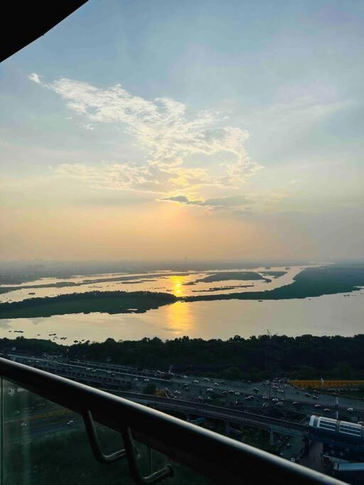 Cloud Stay@41St Floor Noida Zewnętrze zdjęcie