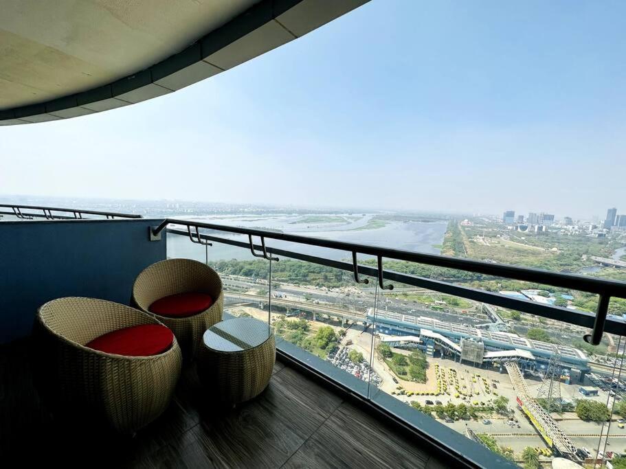 Cloud Stay@41St Floor Noida Zewnętrze zdjęcie