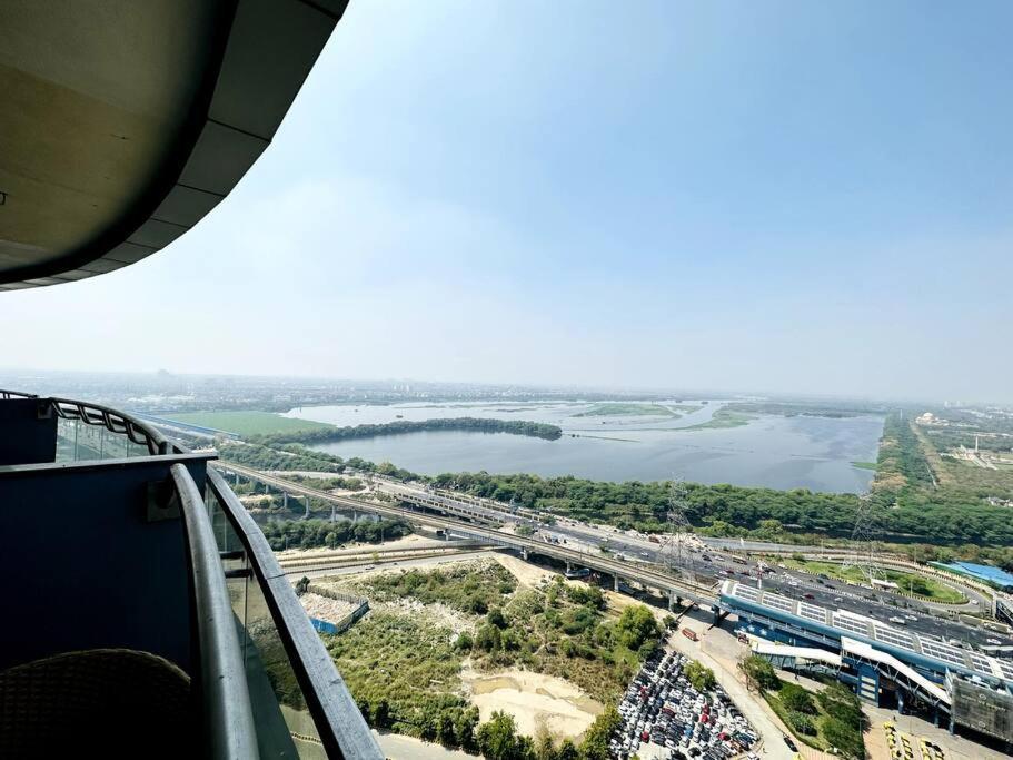 Cloud Stay@41St Floor Noida Zewnętrze zdjęcie